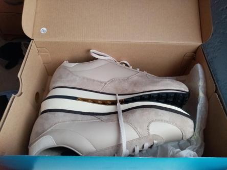 ADIDAS TENNIS Size 7. NEW, WITH BOX AND LABELS.63835222659075120