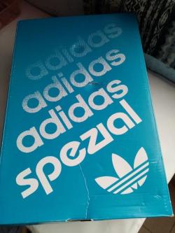 ADIDAS TENNIS Size 7. NEW, WITH BOX AND LABELS.63835222659075124