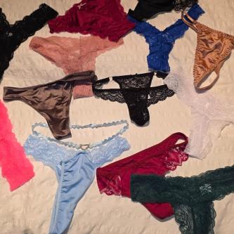 Tritt ein in meine Welt der Tangas – diskret, nur für dich in Wald - Bild 1