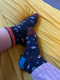 Verführerisch getragene Socken – nur für echte Genießer in Lenzburg - Bild 1