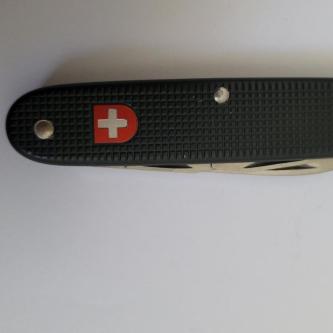 Victorinox Pioneer Alox Black Beauty 1987 850.- in Zürich - Bild 3