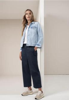 Wide Leg Hose mit Knopfdetail in Zürich - Bild 1