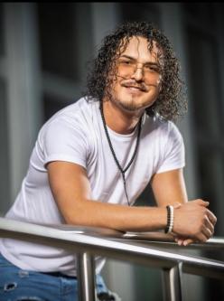Willst du Sex mit einem gut bestückten jungen Mann in Olten - Bild 1