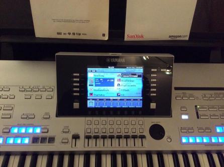Yamaha Tyros 4 Tasten 61 Keyboard in Genf - Bild 4