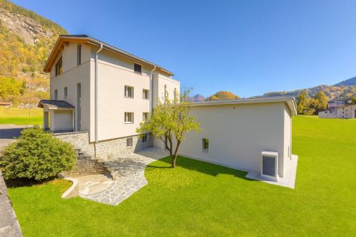 Zu vermieten Unabhängige Duplex-Wohnung mit privatem Garten in Locarno - Bild 1