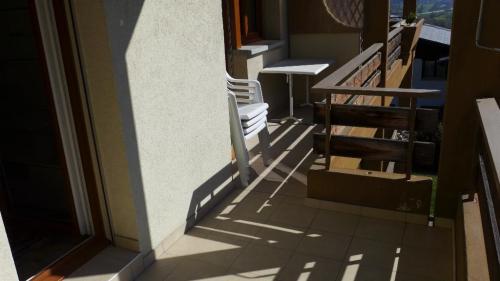 Zu vermieten per sofort 2-Zi Whg mit Garage in Sierre - Bild 7