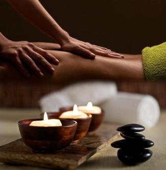 ntspannende Massage für Frauen – bei Ihnen zu Hause (Schwyz & Um in Einsiedeln - Bild 1