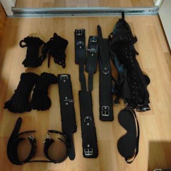 suche Spielpartner / in für BDSM in Eschenbach - Bild 1